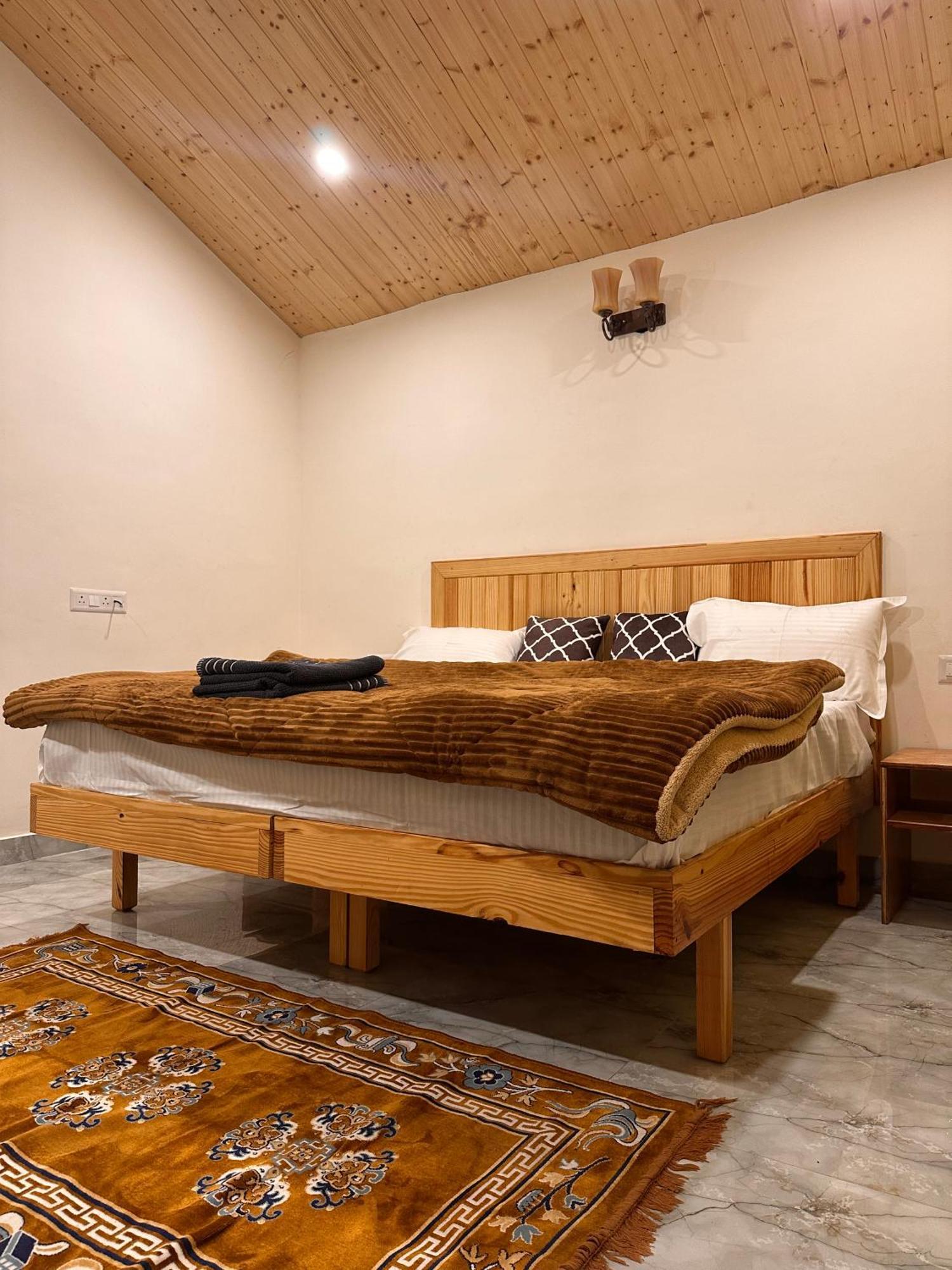 Ahava Kasol Riverside Cafe And Cottages Exterior foto